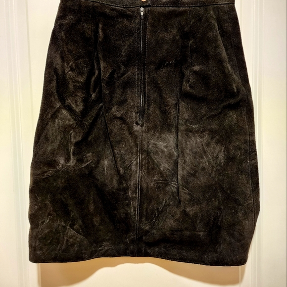 Vintage Suede Leather Skirt - Picture 2 of 3